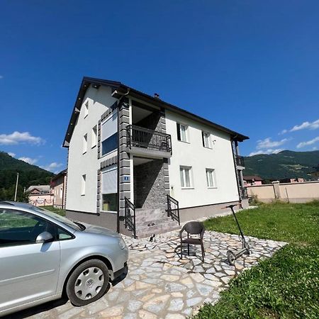 Duca Apartmani พลาฟ ภายนอก รูปภาพ