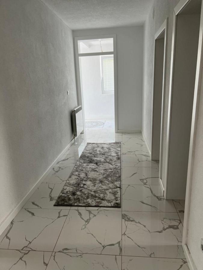Duca Apartmani พลาฟ ภายนอก รูปภาพ