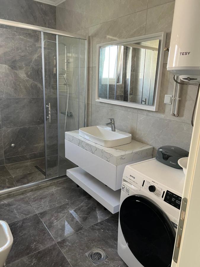 Duca Apartmani พลาฟ ภายนอก รูปภาพ